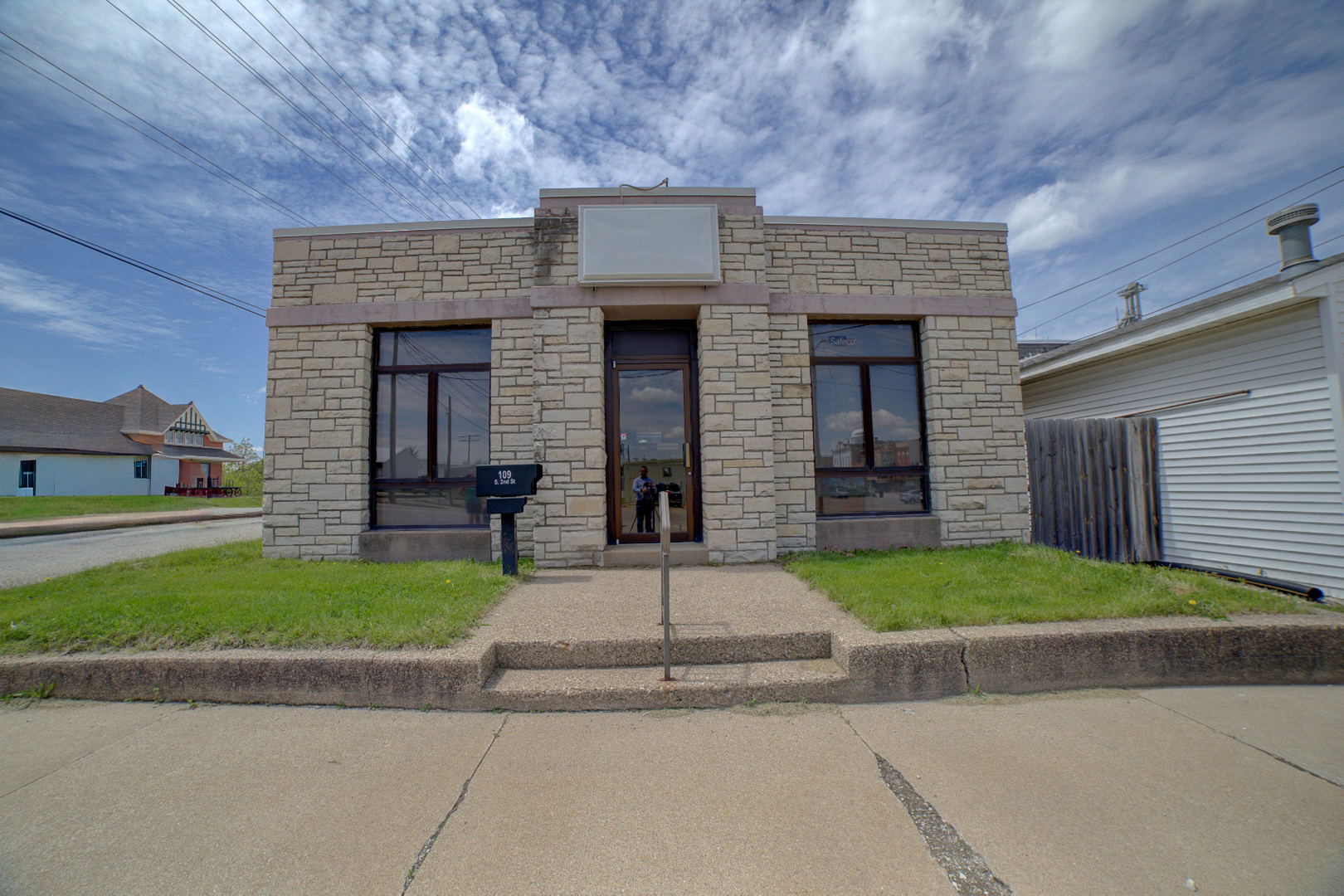 109 S 2nd Street, Watseka, IL