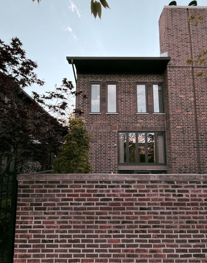 1818 N Larrabee Street, Chicago, IL