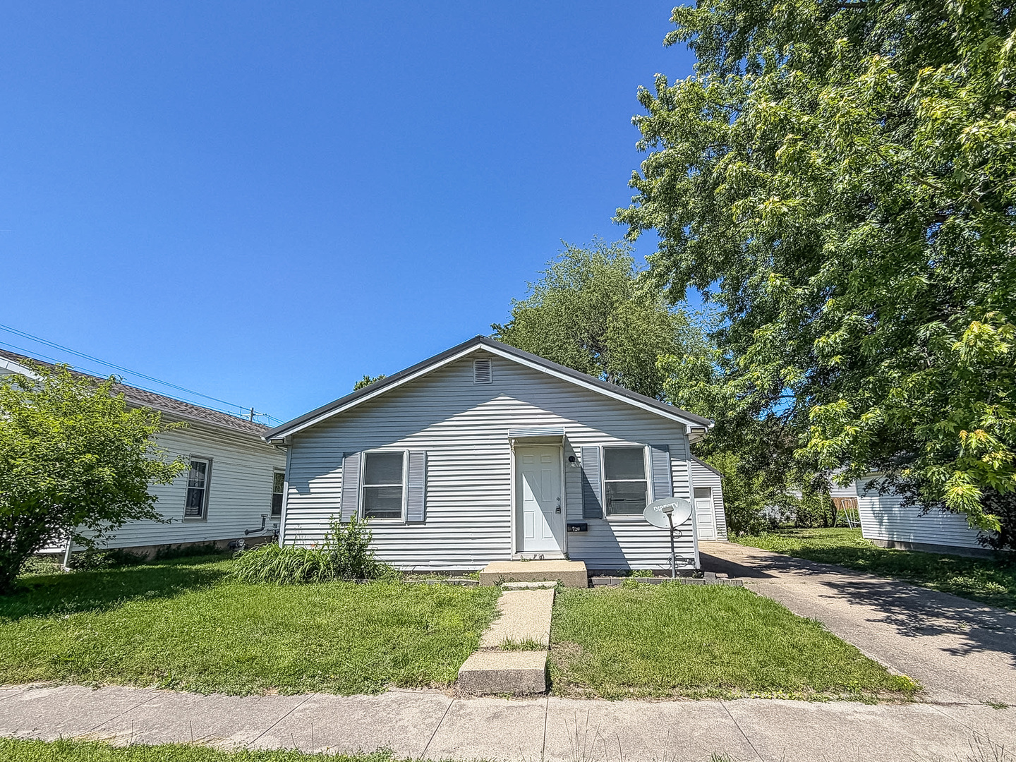 720 W Jefferson Street, Sullivan, IL