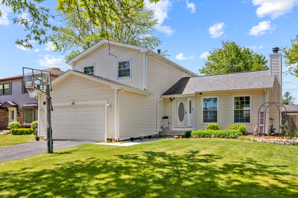 898 Debra Lane, Elk Grove Village, IL