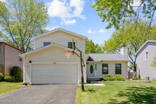 898 Debra Lane, Elk Grove Village, IL