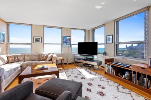 2626 N Lakeview Avenue #3308, Chicago, IL