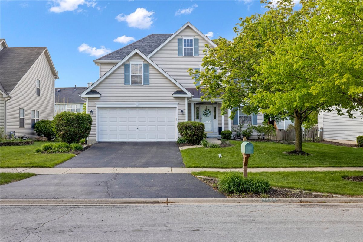 3424 Parliament Lane, Naperville, IL