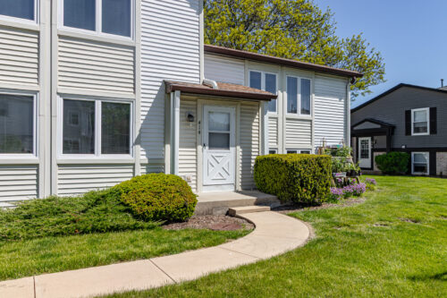 414 INVERRARY Lane #414, Deerfield, IL
