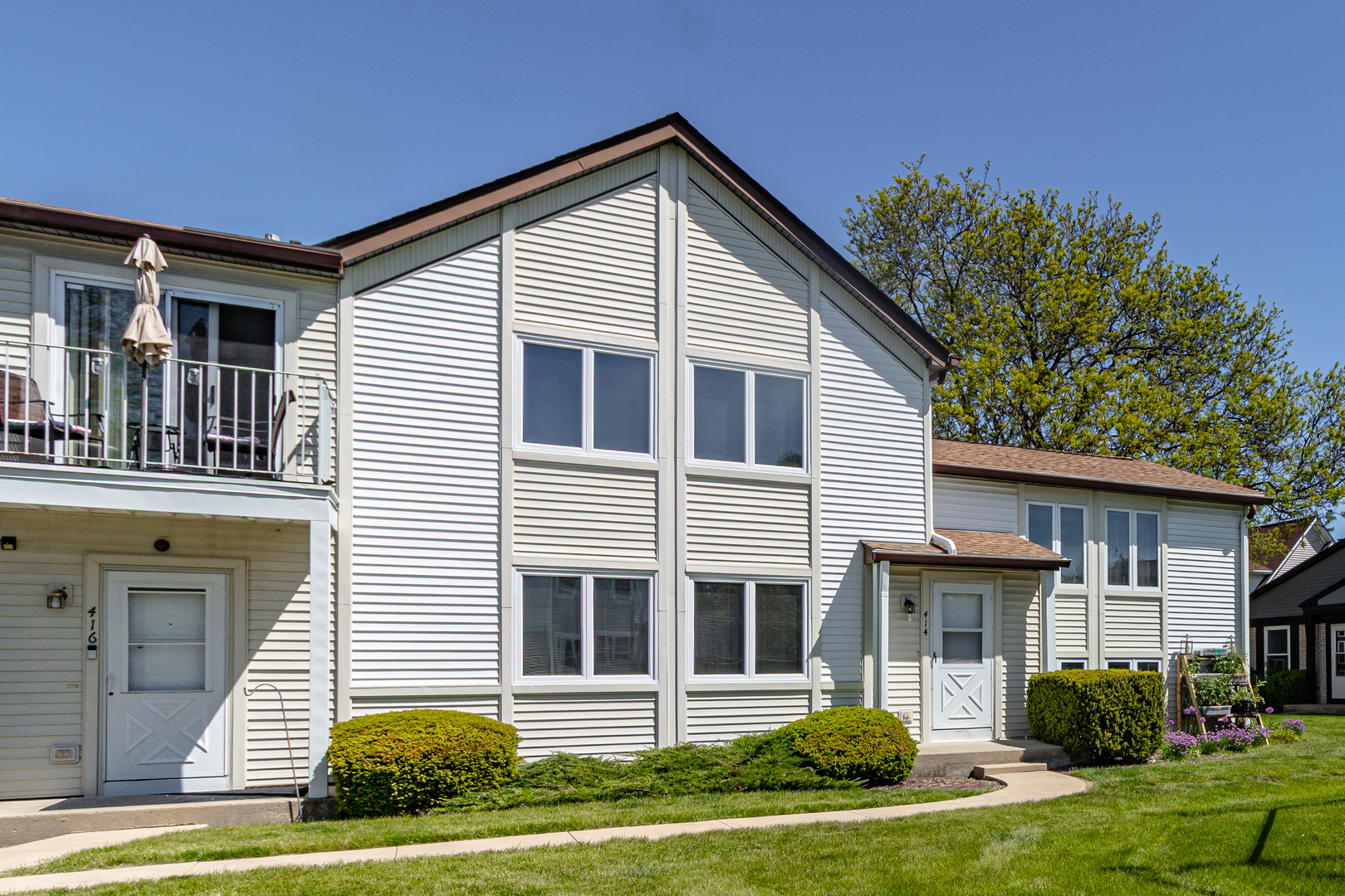 414 INVERRARY Lane #414, Deerfield, IL
