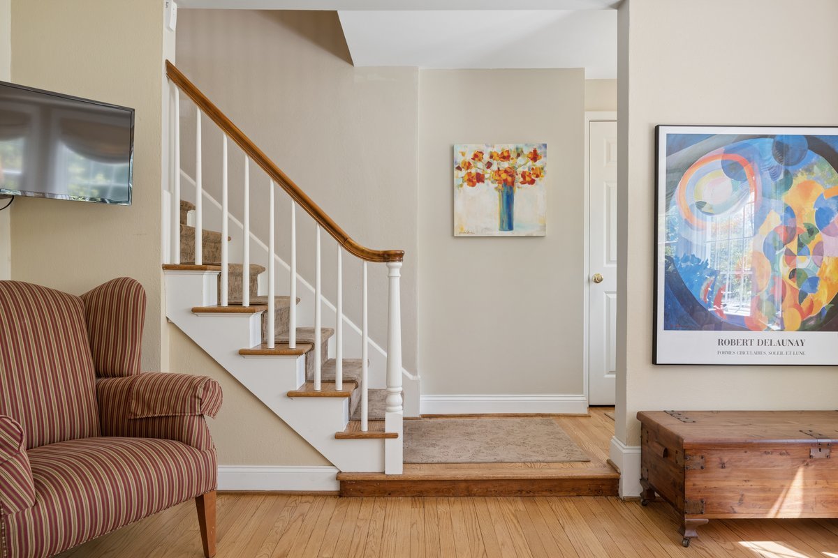 346 Lagoon Drive, Northfield, IL