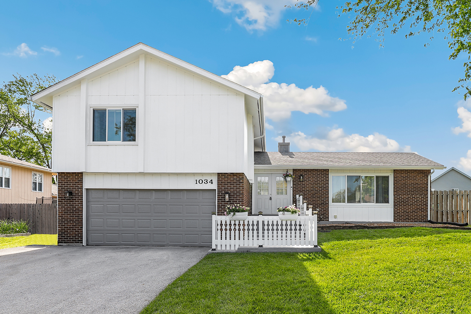 1034 Monterey Court, University Park, IL