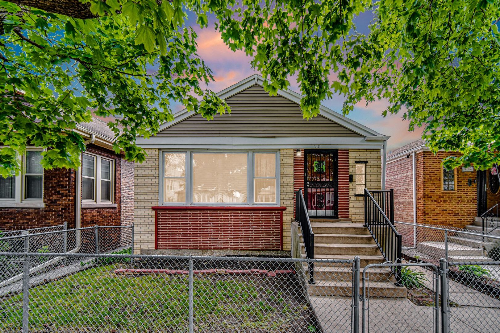 9111 S Kingston Avenue, Chicago, IL