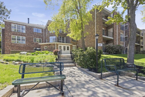 540 Biesterfield Road #B314, Elk Grove Village, IL