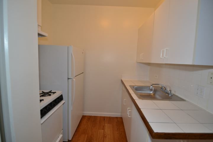 4241 N KENMORE Avenue #207, Chicago, IL