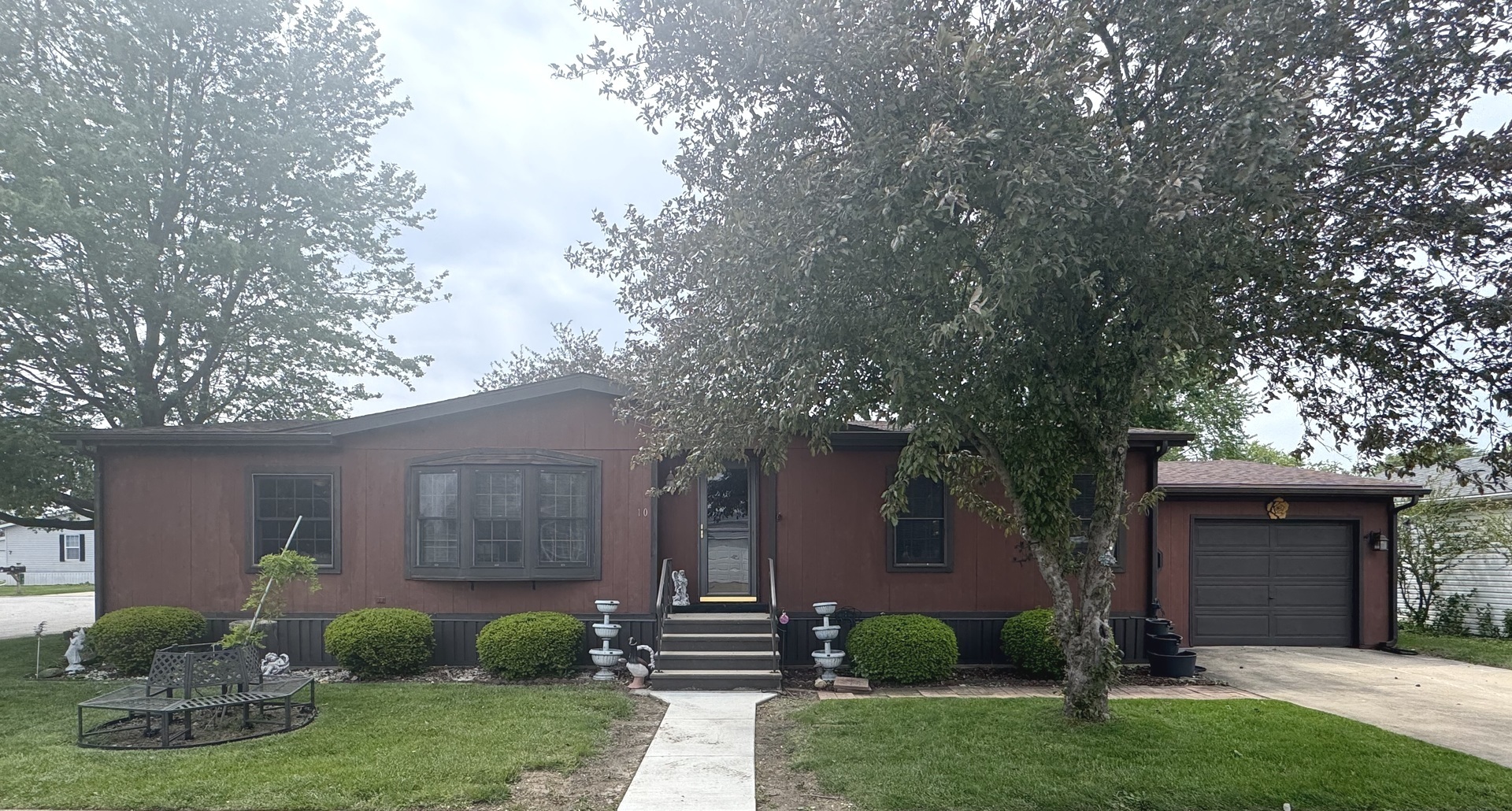 10 Maple Ridge, Manteno, IL