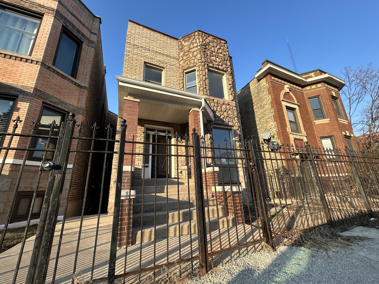 2902 W Diversey Avenue #L, Chicago, IL