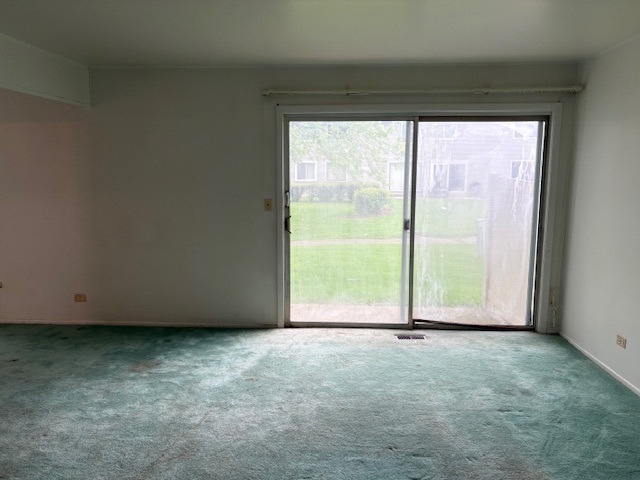 842 GREENBRIAR Lane, University Park, IL