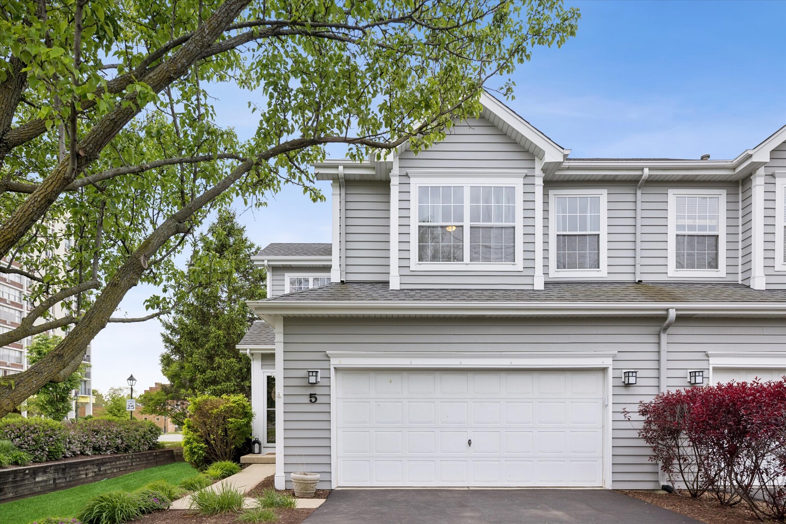 5 W Grove Street, Lombard, IL