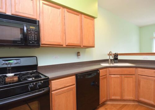 206 W PARK Avenue #D, Sugar Grove, IL