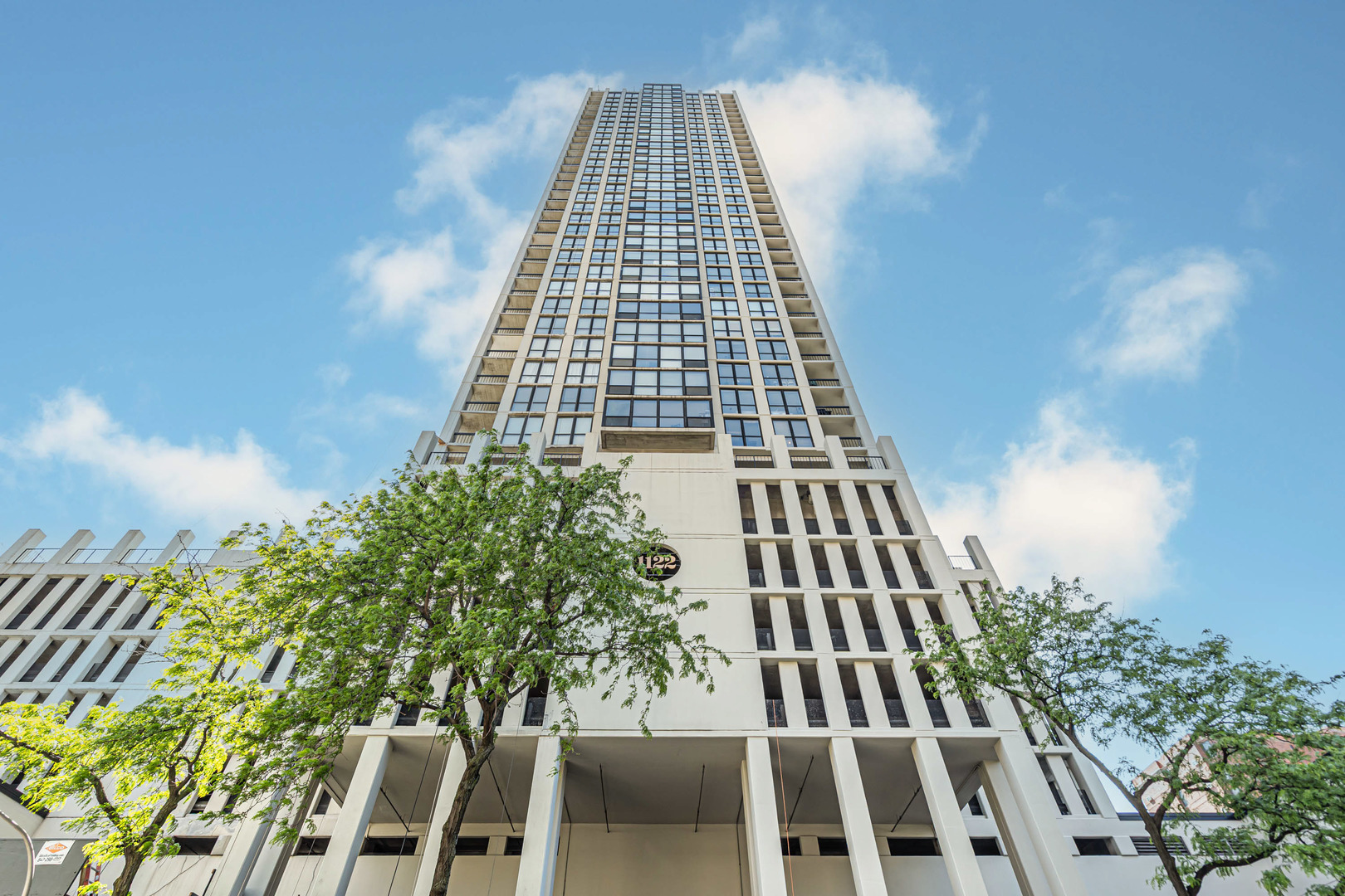1122 N Clark Street #1710, Chicago, IL