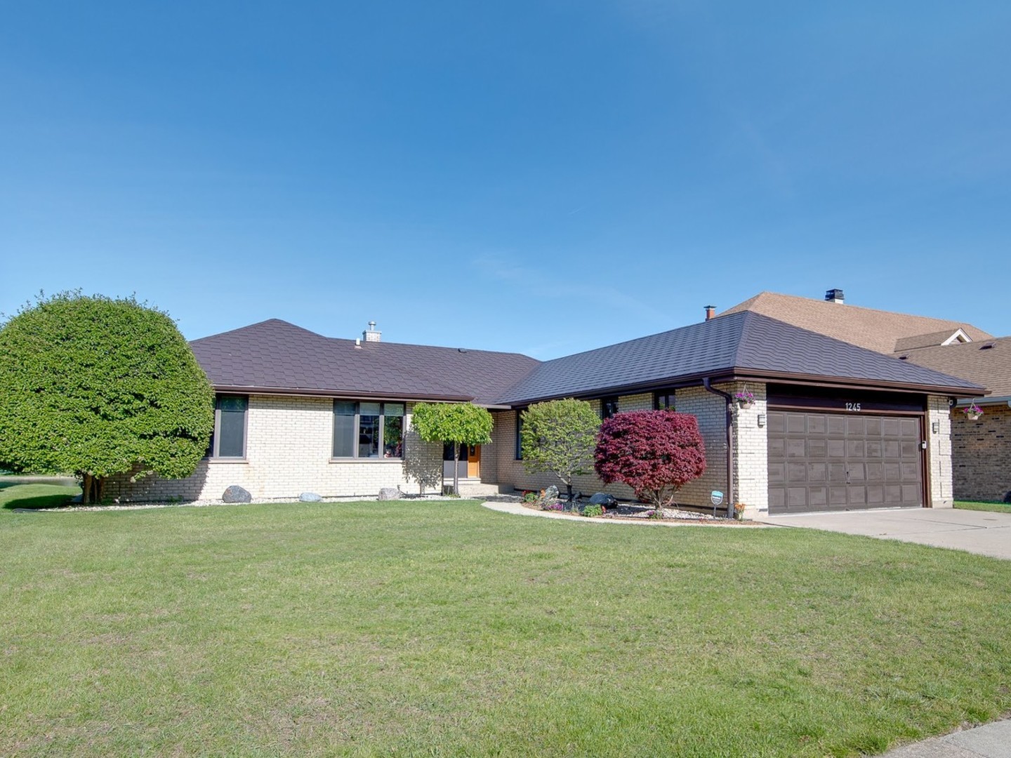 1245 Biscayne Drive, Elk Grove Village, IL