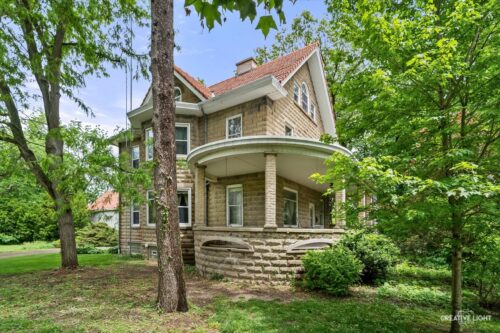 330 Church Street, Earlville, IL