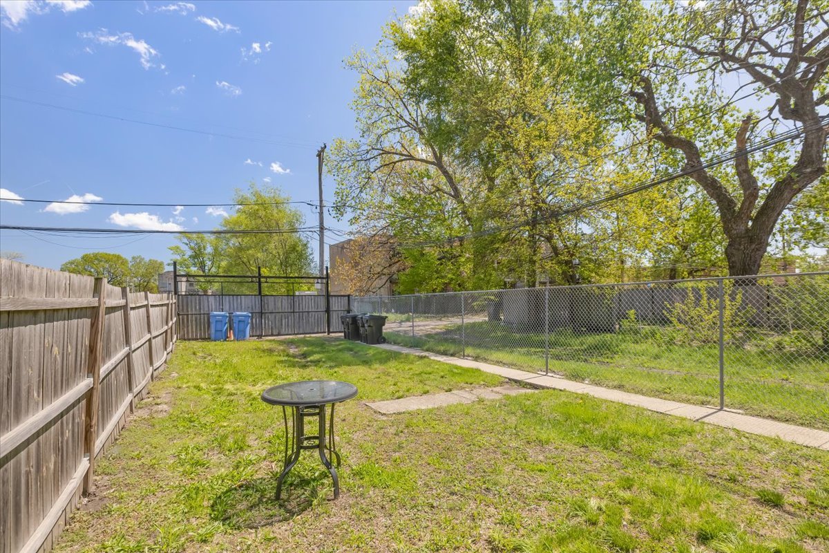 5319 S Indiana Avenue, Chicago, IL