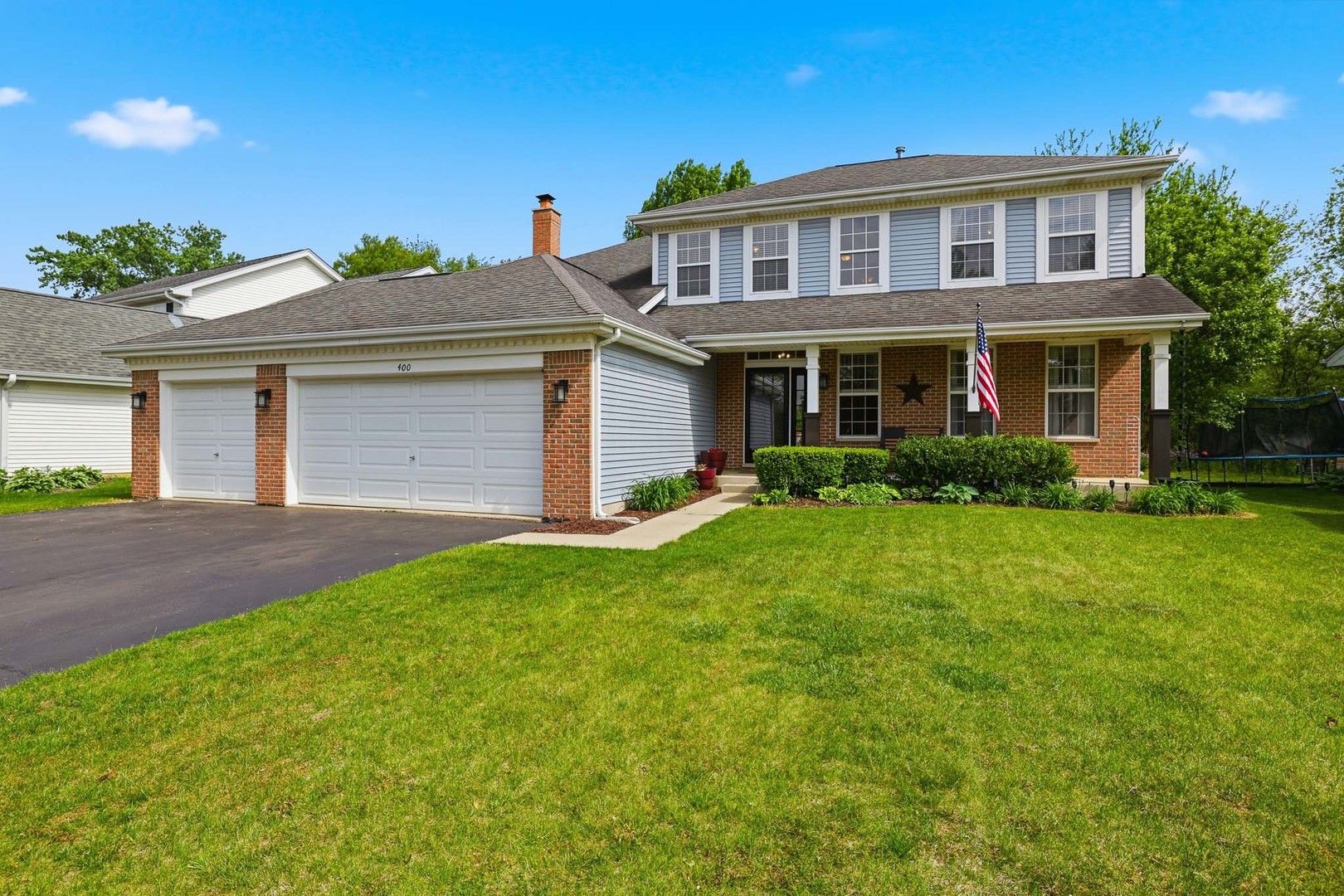 400 Willow Road, Lakemoor, IL