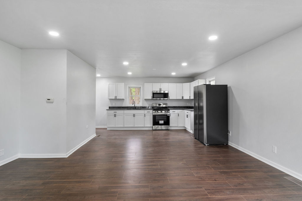 102 8th Avenue, Mendota, IL