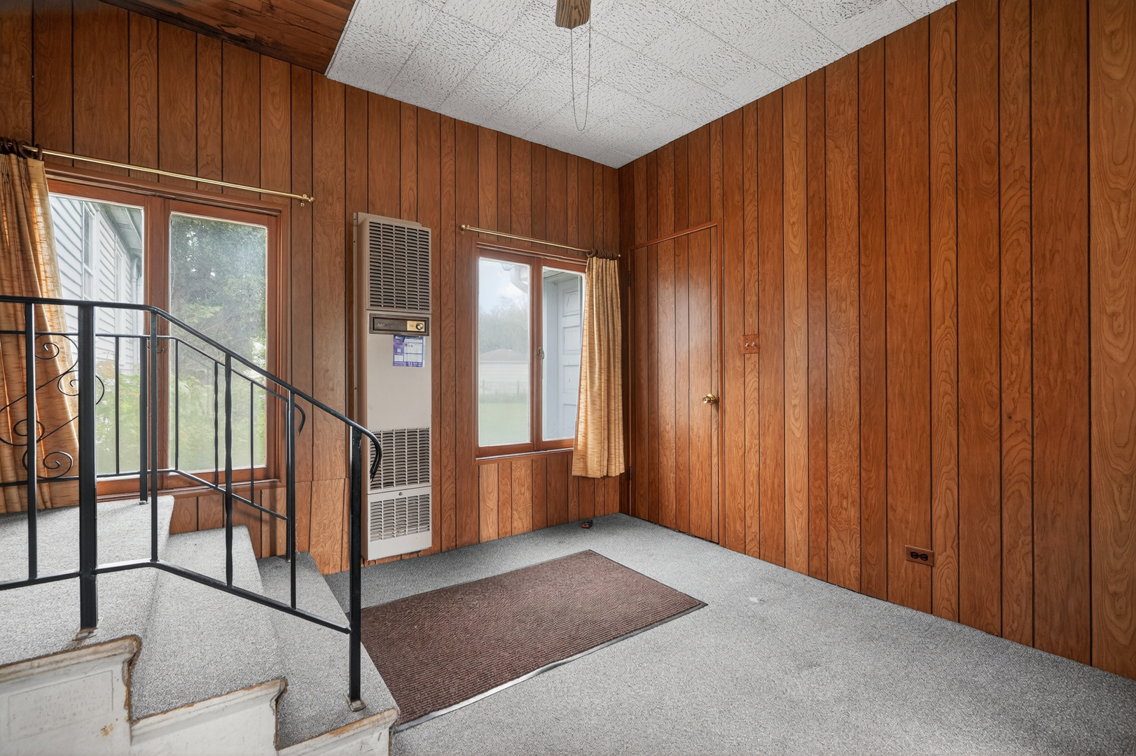 5625 Lincoln Avenue, Lisle, IL