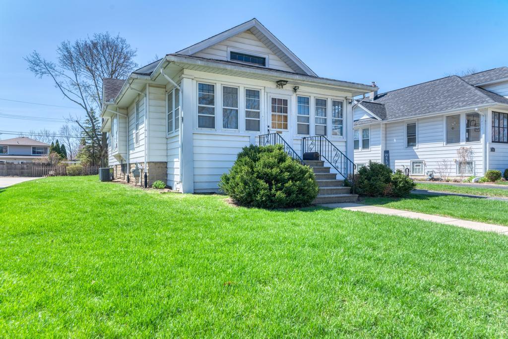 904 Caton Avenue, Joliet, IL