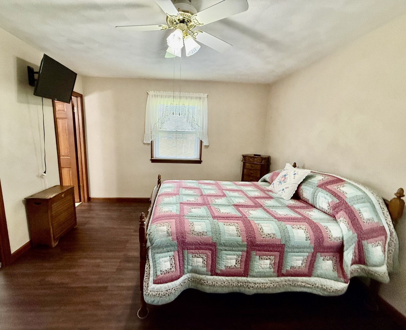 1129 NW 5th Avenue, Galva, IL