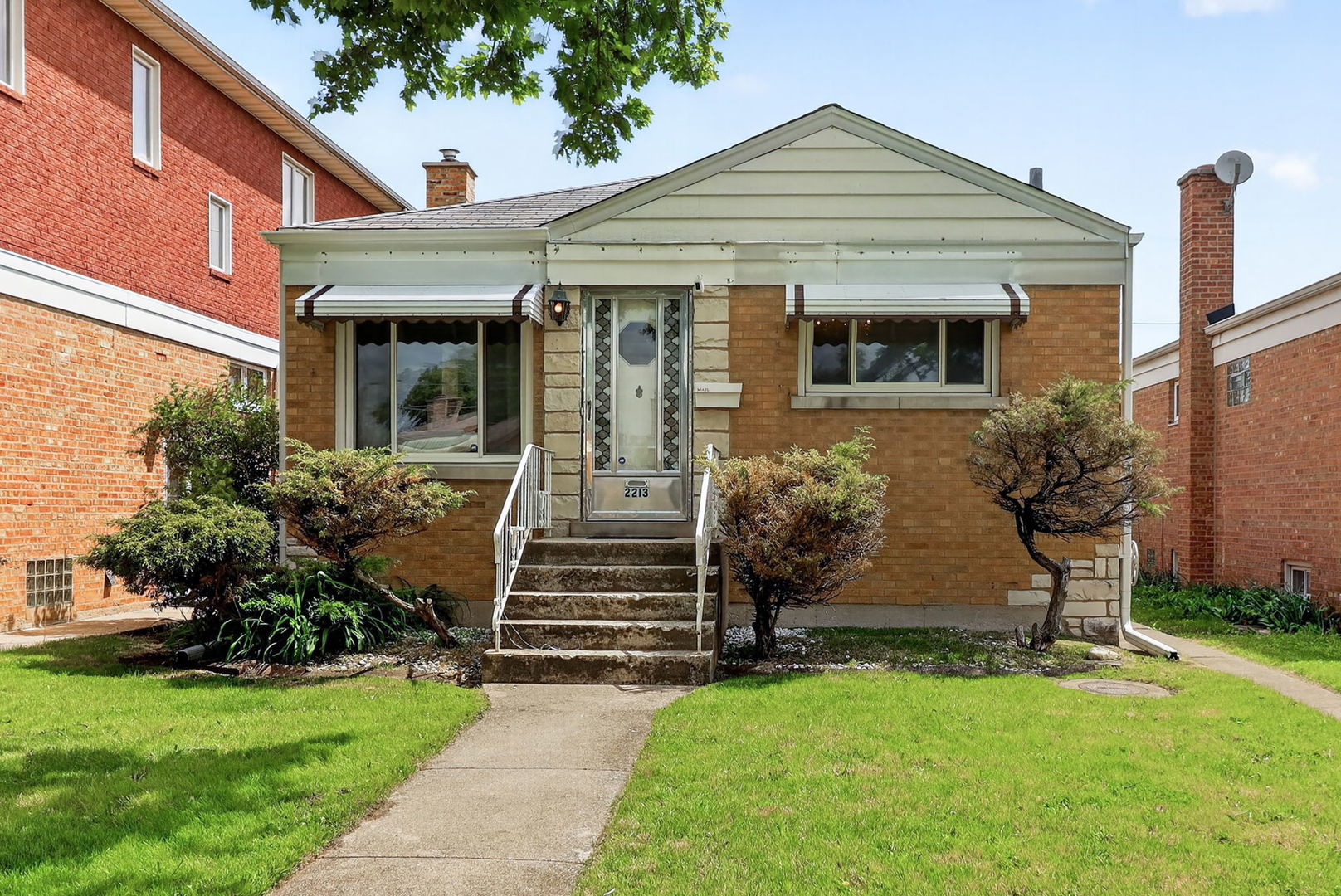 2213 Park Avenue, North Riverside, IL