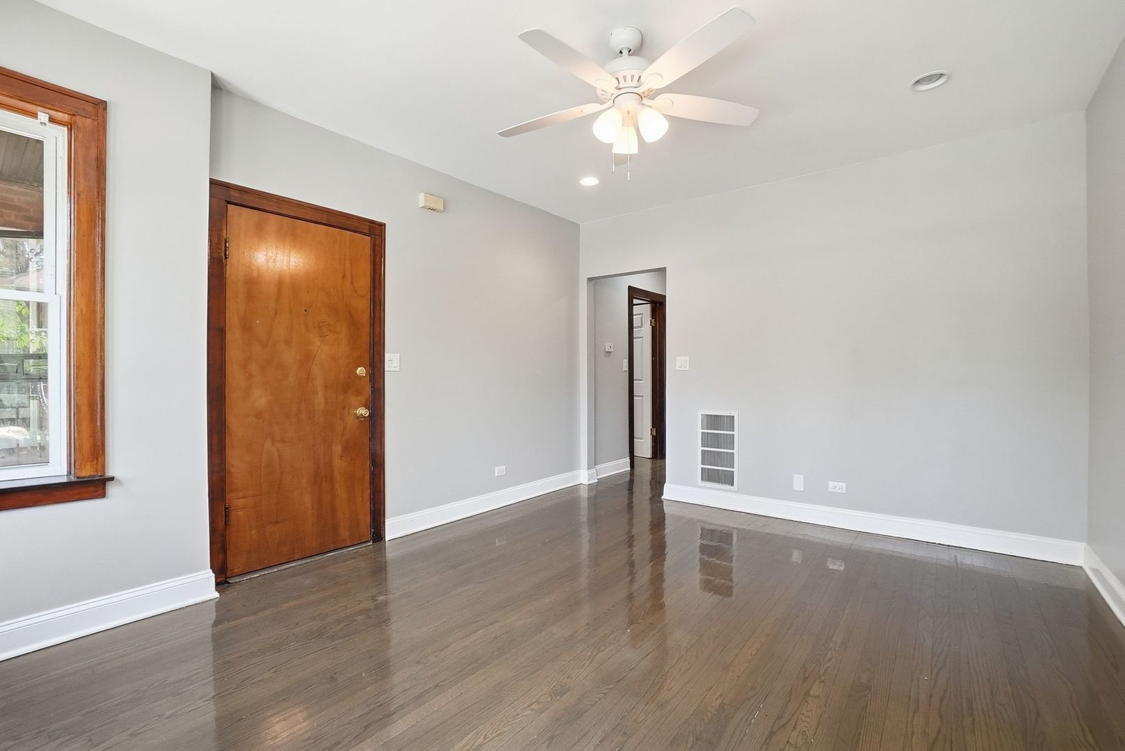 6805 S Talman Avenue, Chicago, IL