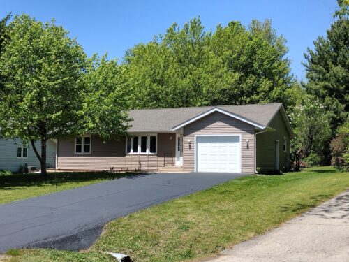 216 Bounty Drive, Poplar Grove, IL
