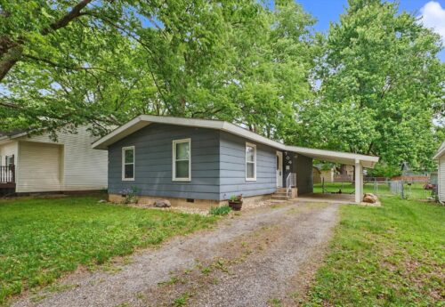 704 E Lincoln Street, Monticello, IL