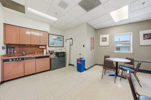 901 Burlington Avenue #2BR, Western Springs, IL