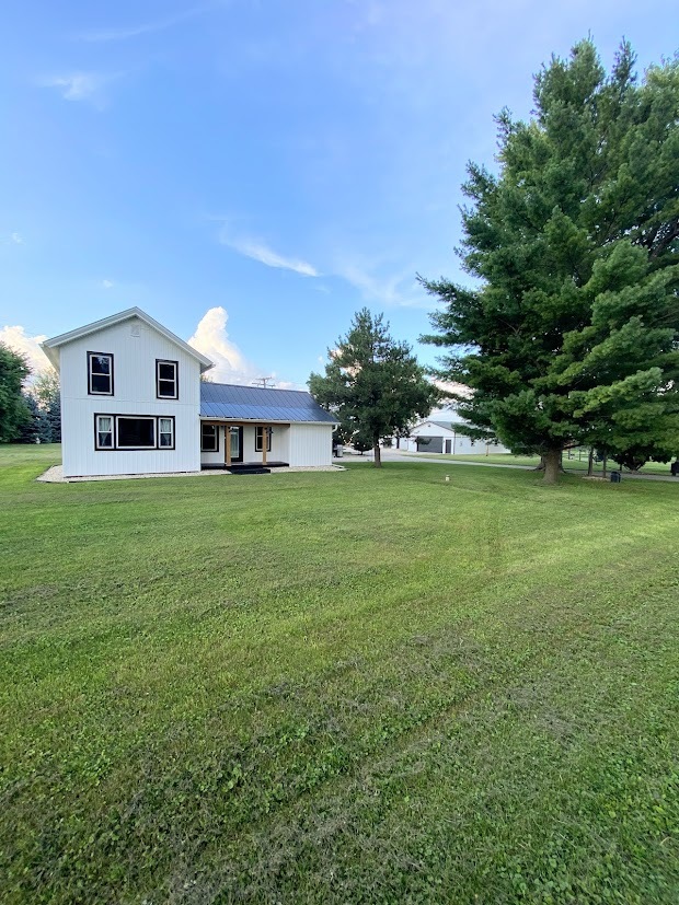 24308 Dunham Road, Harvard, IL