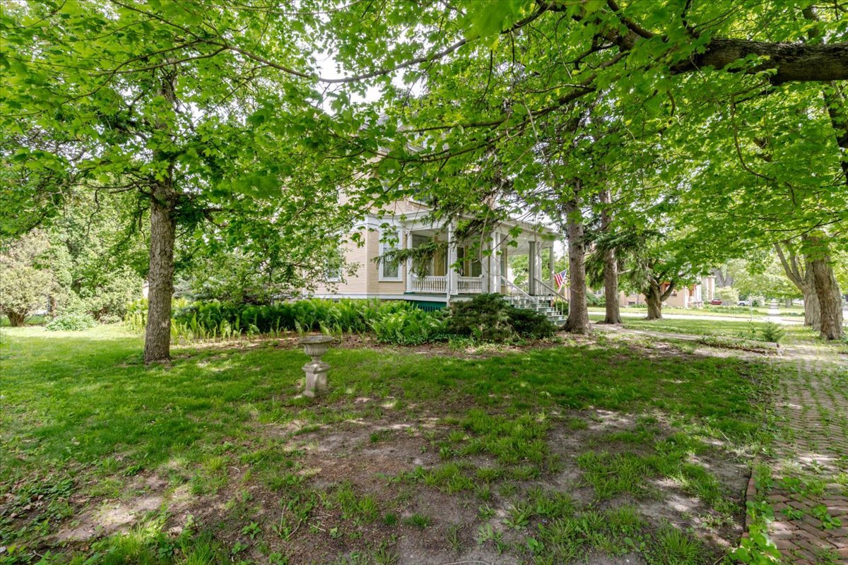 425 Mason Street, Chenoa, IL