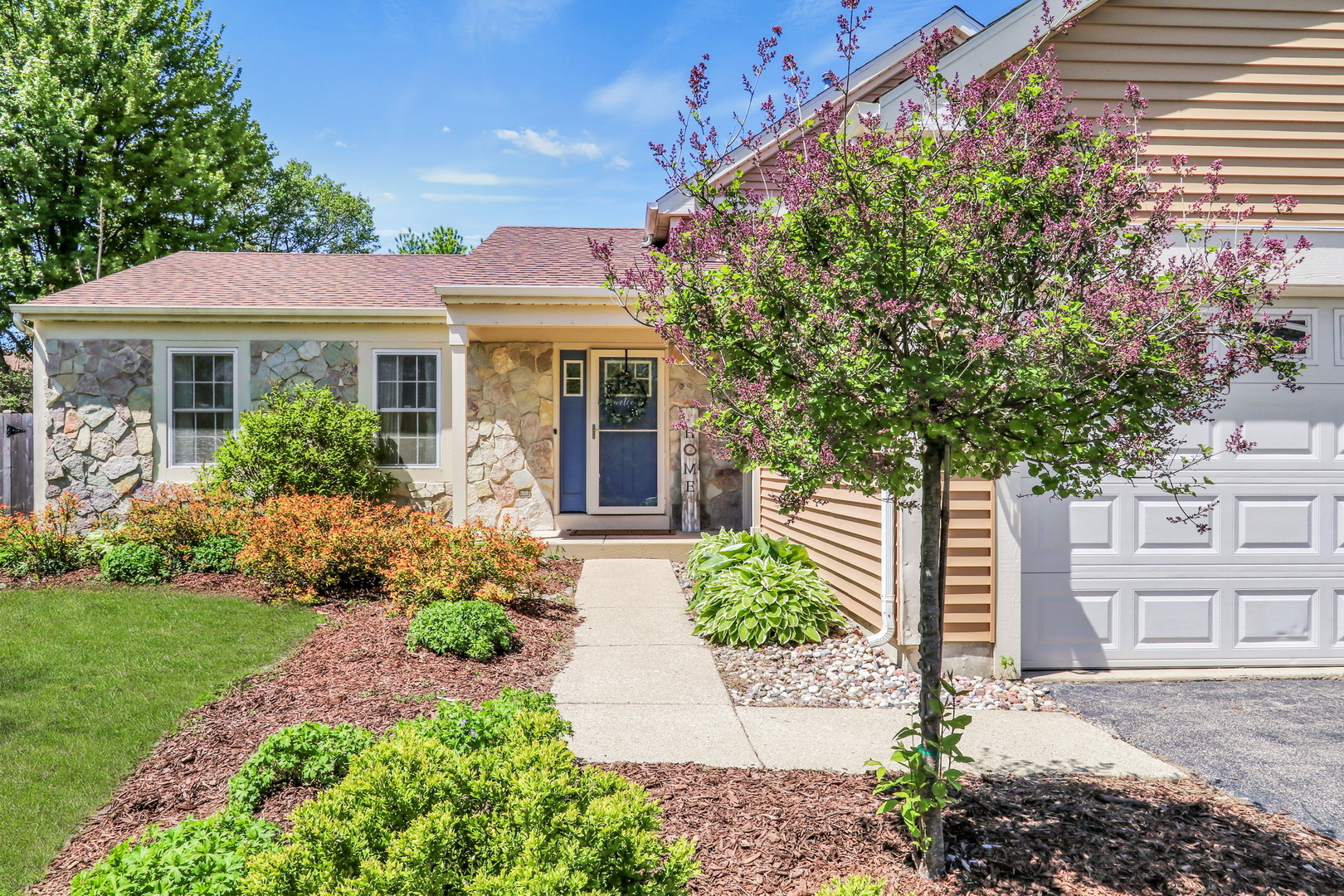 130 Lisk Drive, Hainesville, IL