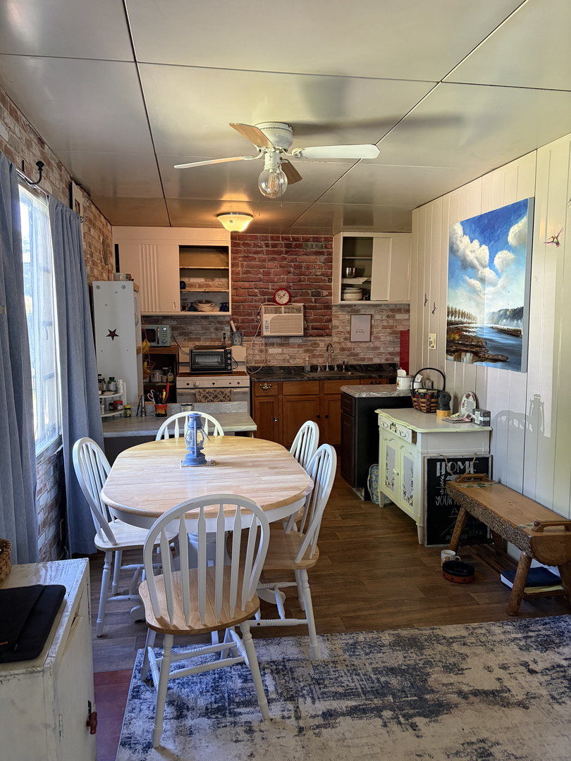 1007 Michigan Avenue, Mendota, IL