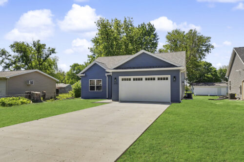 405 E larmon Street, Tolono, IL