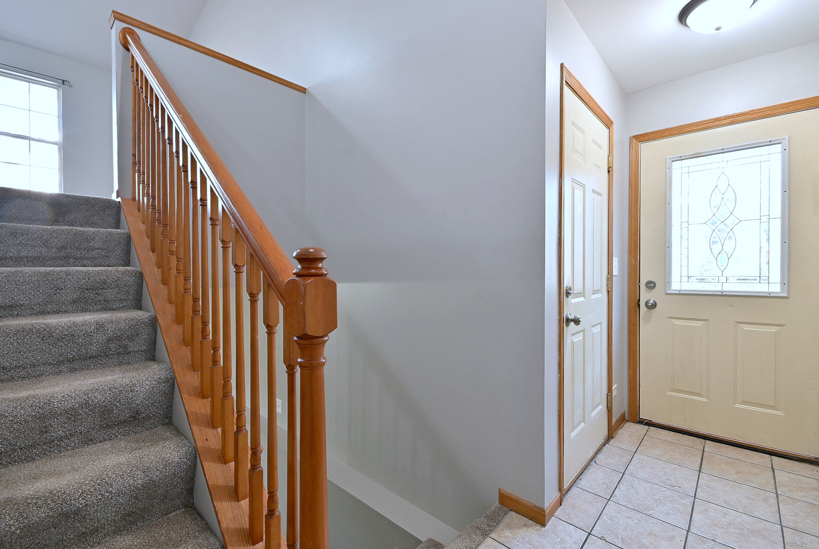 19 E Pineview Drive, Round Lake Park, IL