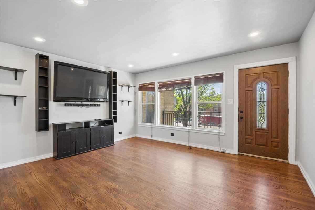 4847 N Harlem Avenue #2, Chicago, IL