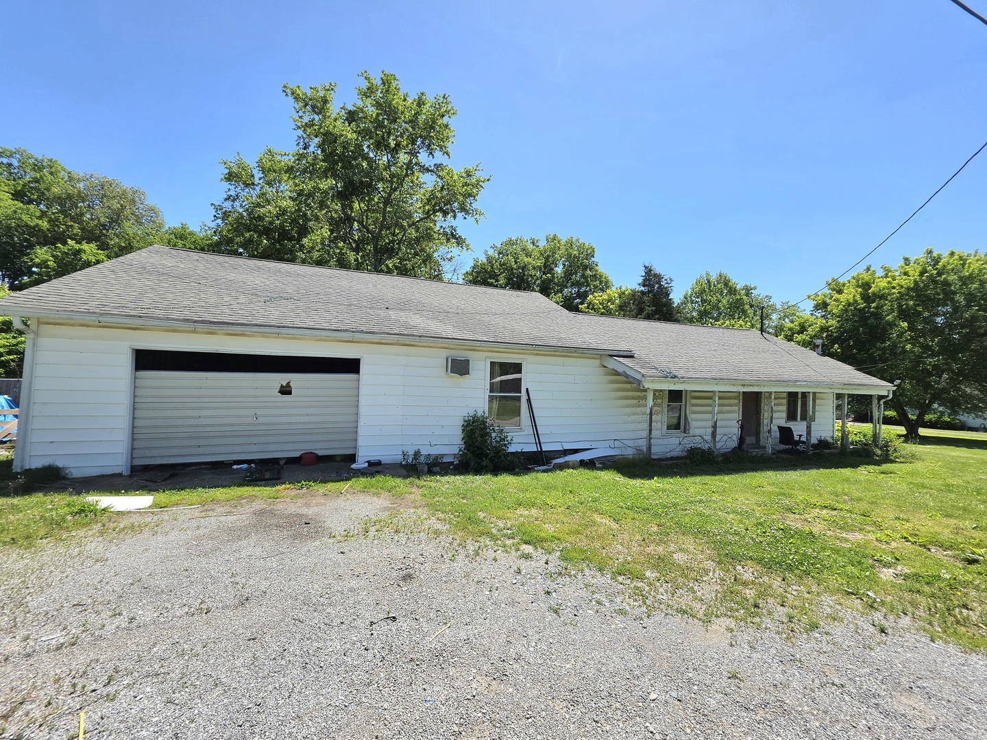 214 Pyle Street, Carrier Mills, IL