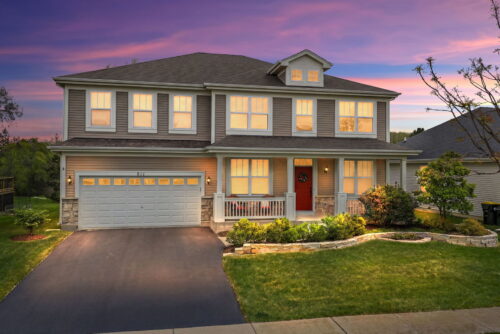811 Singing Hills Drive, Volo, IL