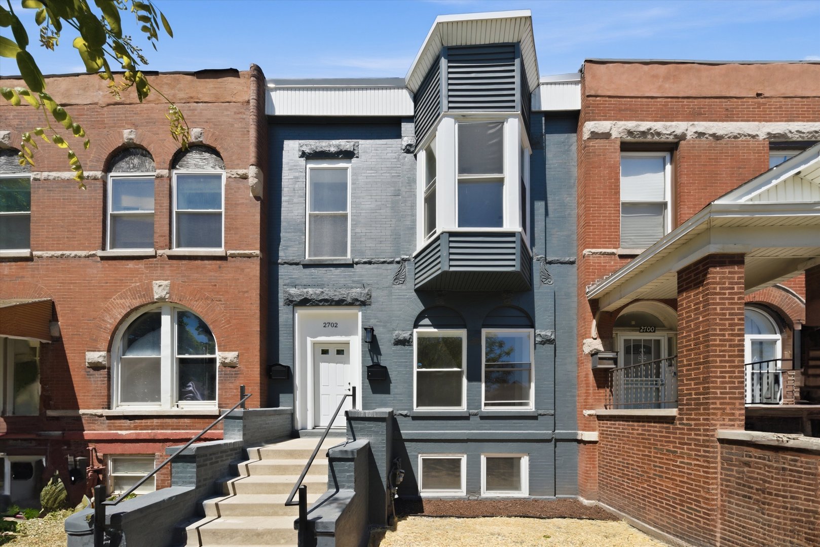 2702 W Adams Street, Chicago, IL