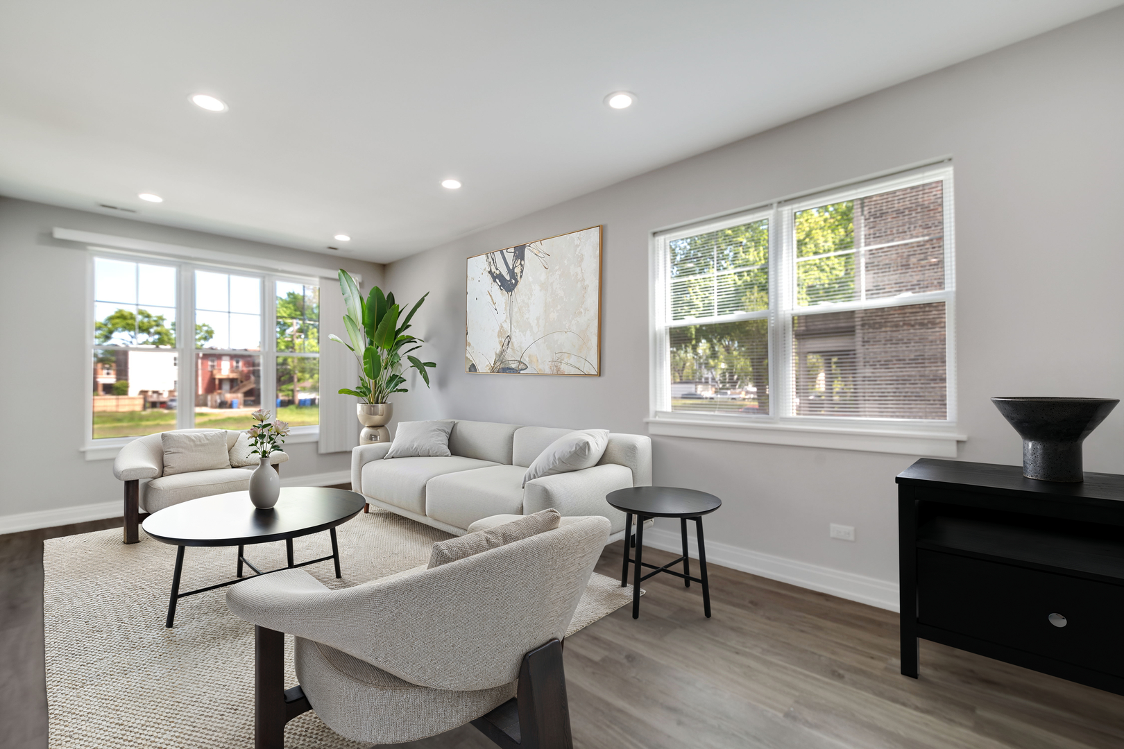 6418 S Champlain Avenue, Chicago, IL