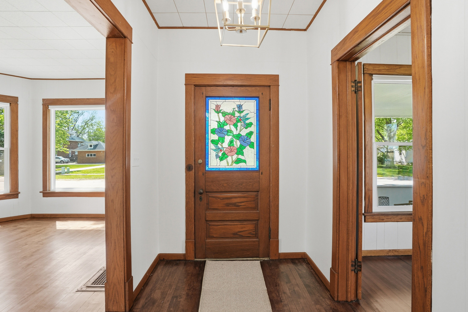 307 W Curtis Street, Grant Park, IL