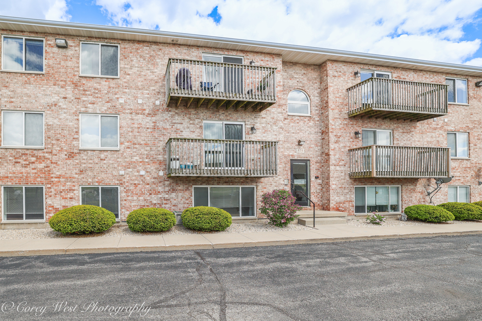 575 N Strack Street #103, Cortland, IL