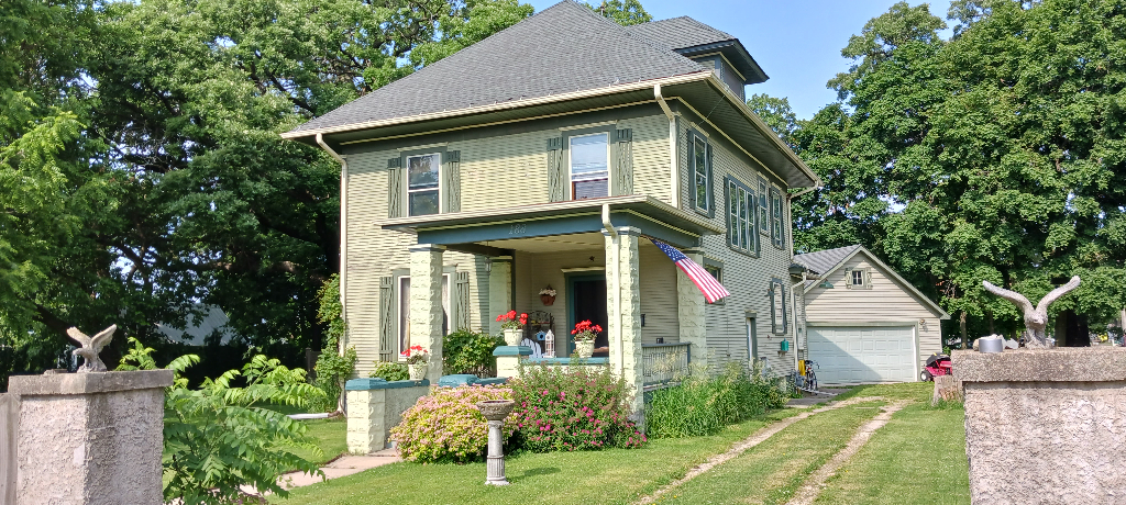 188 Peru Street, Paw Paw, IL