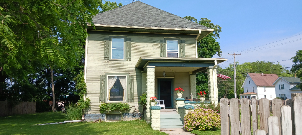 188 Peru Street, Paw Paw, IL