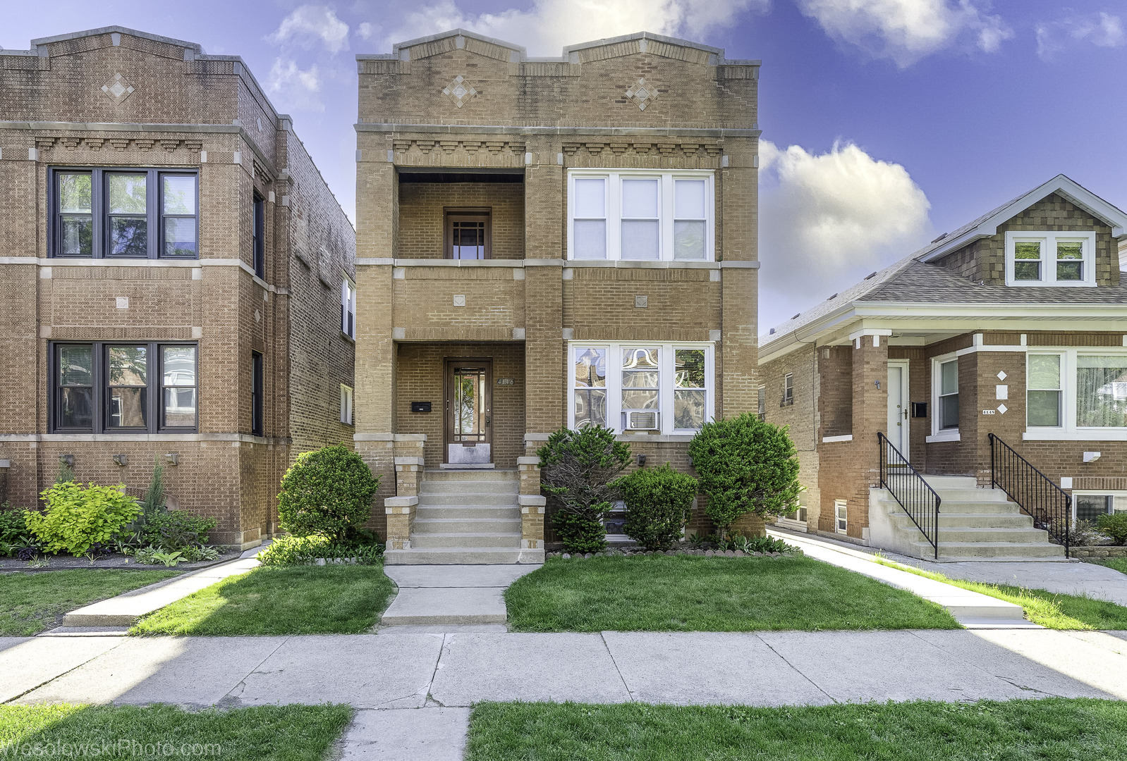 4146 N Marmora Avenue, Chicago, IL