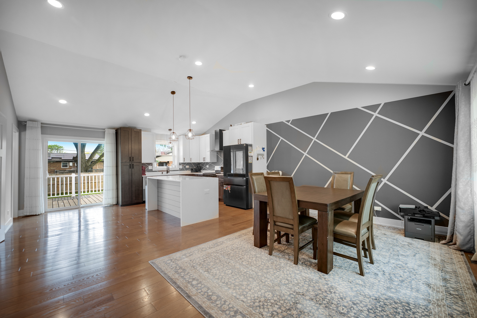 10324 S 81st Avenue, Palos Hills, IL